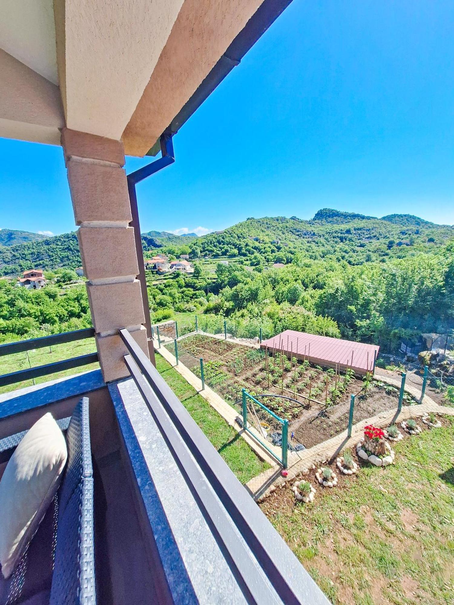 Sunny Side Apartments Rijeka Crnojevića Exteriér fotografie